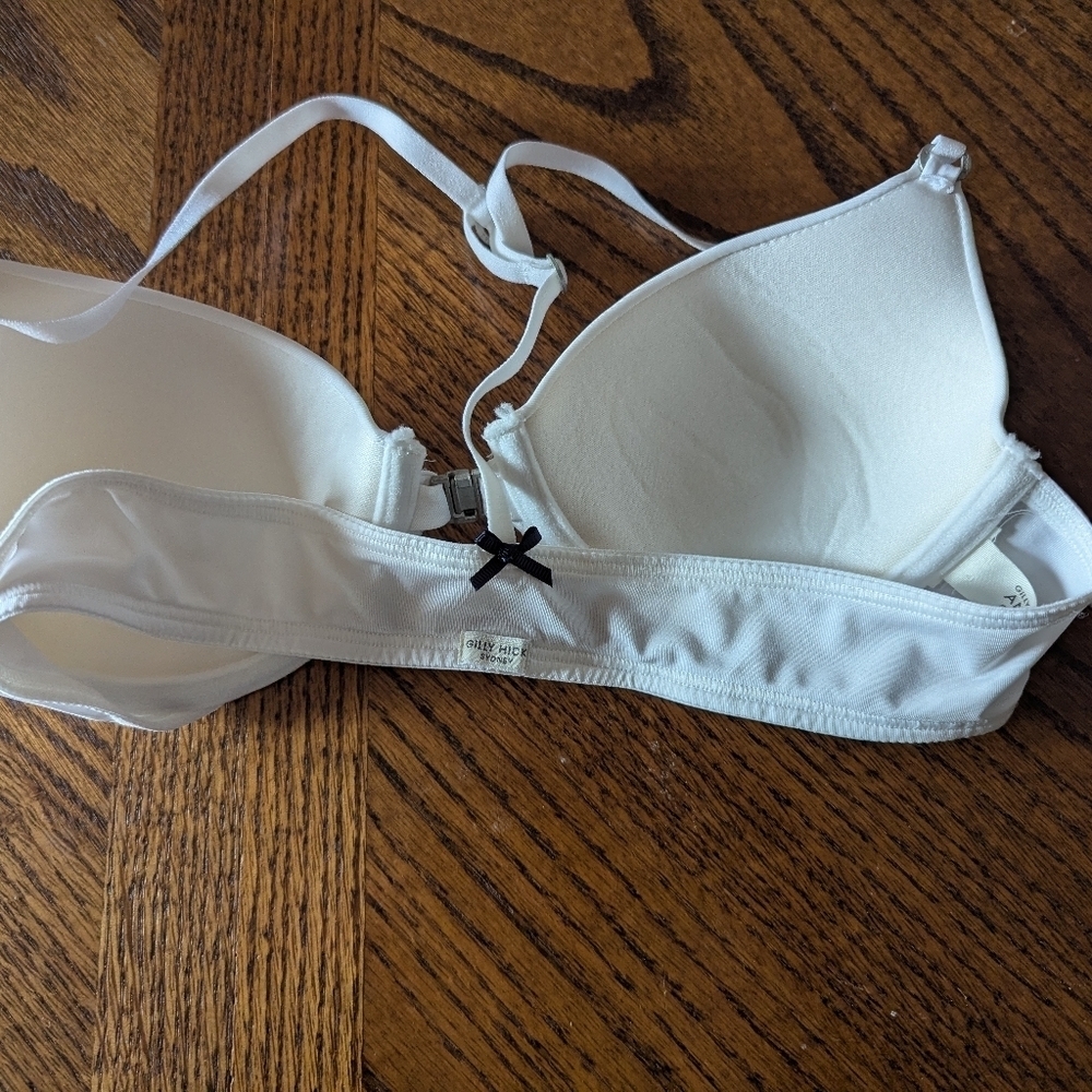 Gilly Hicks Vintage Set Of Three Bras Size 34A - Picture 7 of 16